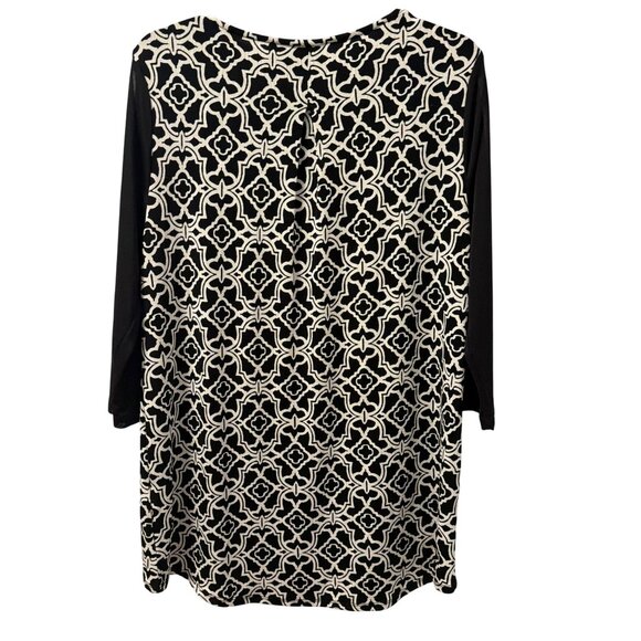 Chicos Black White Geometric Print Travelers blouse  Size M tunic - Picture 9 of 12